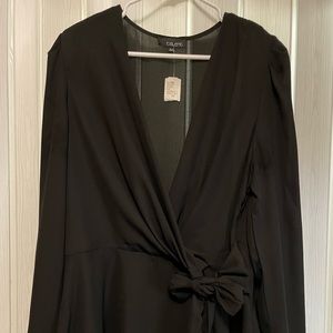 Black Wrap Blouse Size 2XL NWT